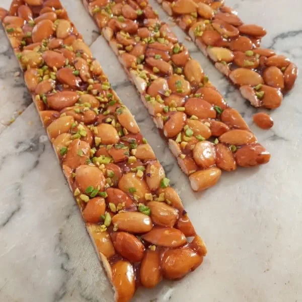 Sicilian Blanched Almond & Pistachios Brittle